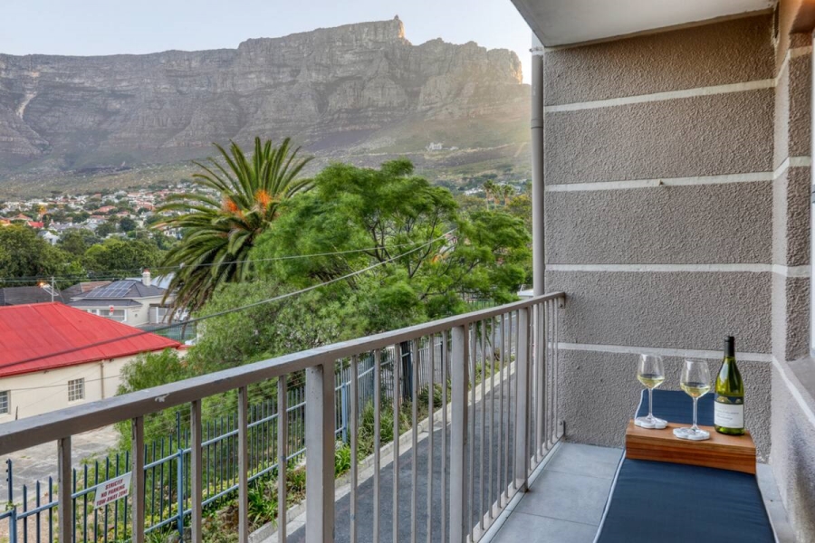 To Let 2 Bedroom Property for Rent in Gardens Western Cape